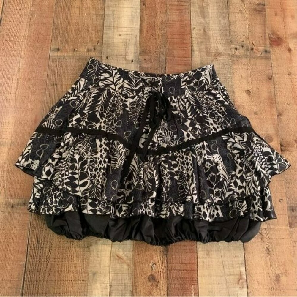 Alberto Malaki silk ruffle mini skirt with bubble underlay navy and silver 8